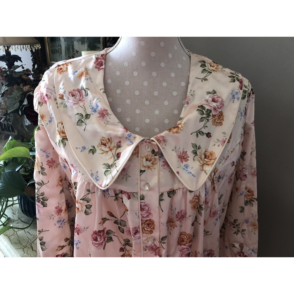 Vtg Barbizon Nightgown Satin Peach Floral Long Sleeve Granny Cottagecore Size XL - Picture 2 of 9